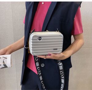 【人気】ミニショルダー バッグ マルチケース コスメポーチ 携帯ケース