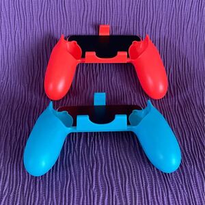 アンサー Switchジョイコン用 プレイアップ グリップ レッド&ブルー 中古 ジョイコンストラップ付き