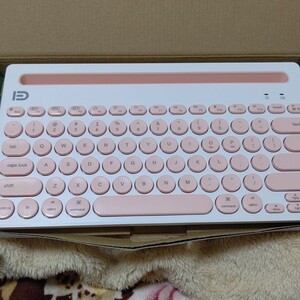 ワイヤレスキーボード Bluetooth