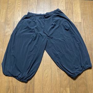 スポーツウェア バルーン型パンツ