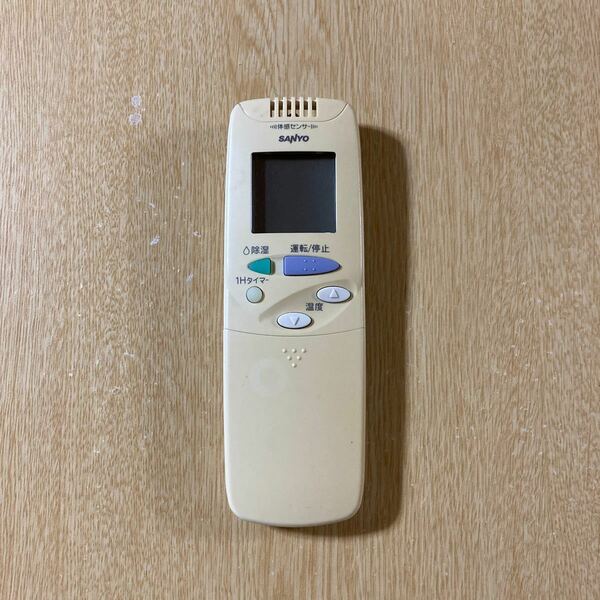 エアコン用リモコン　SANYO RCS-SJ3