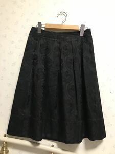 マノーク　MANOUQUA フレアスカート 総柄　黒　サイズ38 日本製
