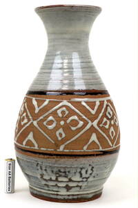 花瓶 白茶 壺 花器 花生 花入 陶器 焼物 工芸品 高さ約275mm 重さ約1500g / 中古 美品 古物品