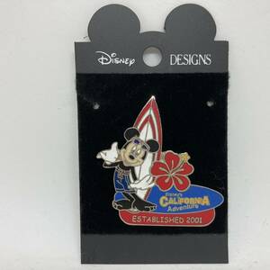 !! 252 DLR Disneyland America pin badge surfboard series Mickey Established 2001 Surfboard Series Mickey pin 