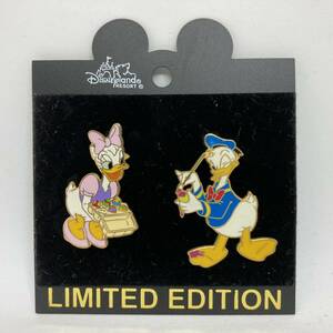 ♪♪ 271 DLR Disneyland アメリカ ピンバッジ ドナルド & デイジー イースター Easter 2002 Donald & Daisy 2 Pin Set ピン 2500個限定