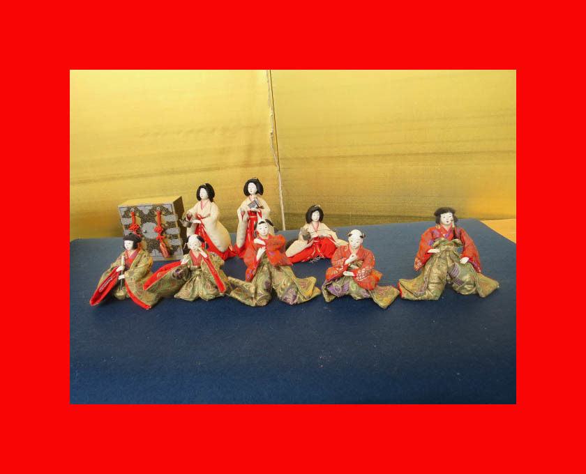 : [Puppenmuseum] Drei kleine Hofdamen und fünf Musikanten N29 Hina-Puppen, Hina Zubehör, Hina-Palast. Makie Hina, Jahreszeit, Jährliche Veranstaltungen, Puppenfest, Hina-Puppen