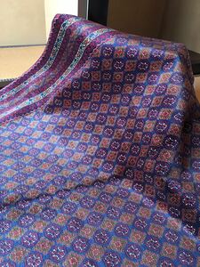美のインスピレーション「誠実さ・強さ」を表現する青。新品アフガン絨毯青のホジャロシュナイ手織り草木染めSK007