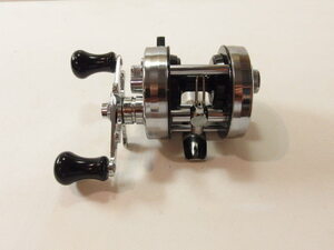 アブ ABU アンバサダー 1500C IAR クローム 右巻き ベイトリール (6-1139