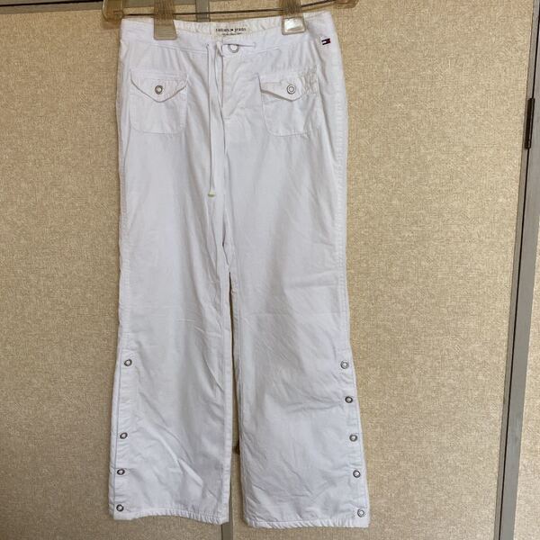◆tommyjeans トミージーンズ オフホワイト シャカシャカ◆サイズ0 ◆シャカシャカ 裏地メッシュ 訳あり商品