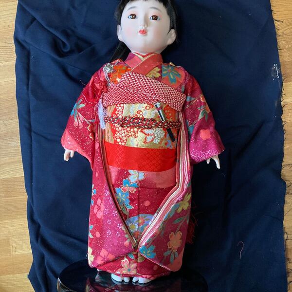 日本人形