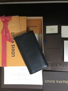 本物保証！美品！＊LOUIS VUITTONルイヴィトン黒エピポルトフォイユ長財布