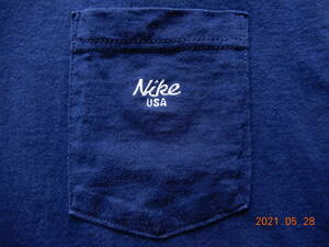  состояние хороший!90s Nike карман футболка USA производства America американский Old б/у одежда 90 годы хлопок 100NIKE