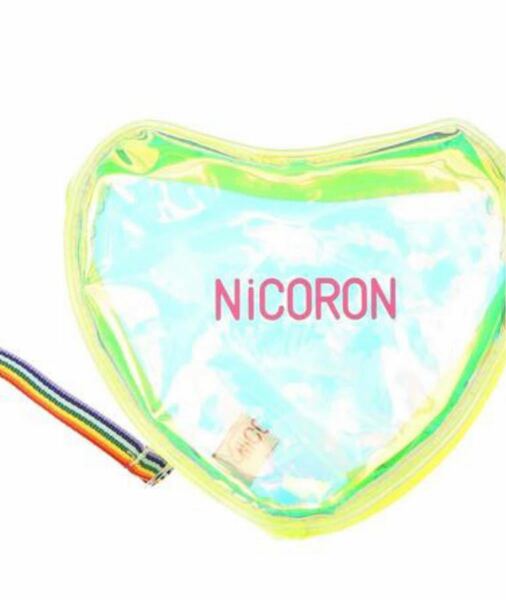 NiCORON ハートクリアポーチ　イエロー　オーロラ　キラキラ　ジム　プール　サウナ　お風呂　スパ　新品タグ付き