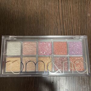 ロムアンド グリッターアイシャドウ