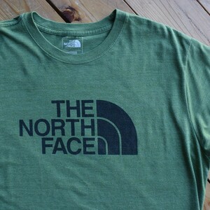 USA古着 ノースフェイス The North Face Tシャツ メンズ Lサイズ ブランドロゴ アウトドア キャンプ 登山 グリーン アメリカ仕入 T0857