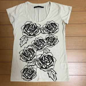 薔薇柄ロングTシャツ レディースSサイズ