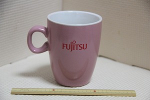 陶器製 FUJITSU 犬 マグカップ 検索 富士通 ロゴ マーク マグ コップ グッズ 非売品