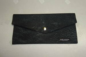 プリーツマスクケース　11×22㎝　レザー調　ブラック　フラットタイプ　刺繍タグ付き　マスク入れ　仮置き　ハンドメイド