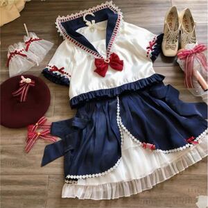 セーラームーン風レース付セーラー服