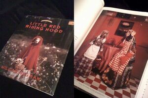 希少 洋書★【Little Red Riding Hood 】William Wegman/写真集★ウェッグマン/おとぎ話