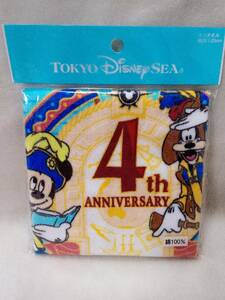 TDS ディズニーシー　4周年　フォートレス　ミッキー　グーフィー　探検　冒険柄　ミニタオル