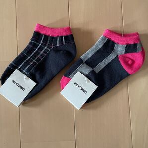 送料込み 新品 コムサイズム スニーカーソックス 2足組 16~18cm 黒ピンク 送料無料