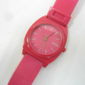 NIXON ニクソン タイムテラー 腕時計 ピンク の画像2