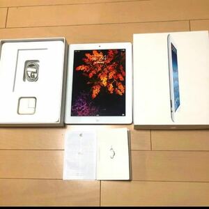 美品付属品有 Apple iPad3 Wi-Fi+Cellular16GB 完動品