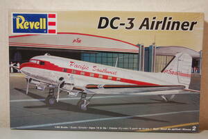  Revell *1/90 DC-3 air liner *