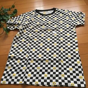 【新品即決】ユニクロ×ミニオンズ半袖Tシャツ 160サイズ　ブロックチェック柄