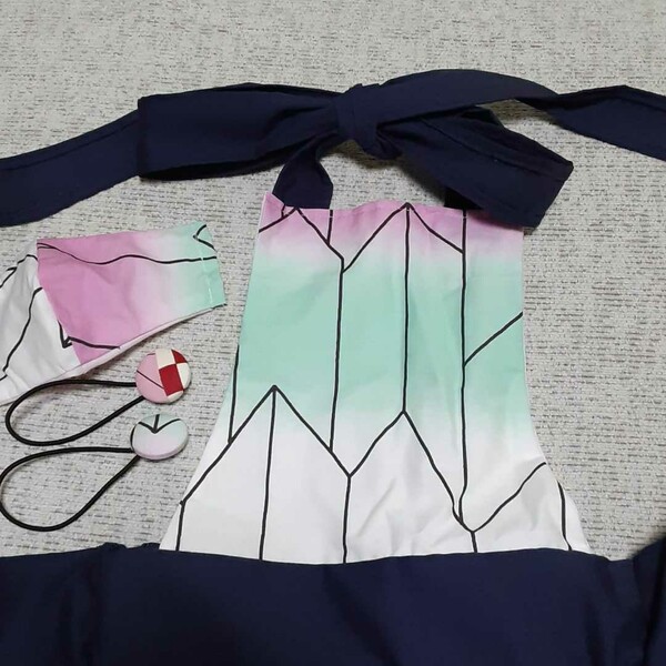 4点セット□ワンピース□マスク□ボタンゴム□鬼滅の刃□しのぶ□ハロウィン
