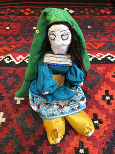 ●アフガニスタンからの贈り物”民族衣装　人形02” 