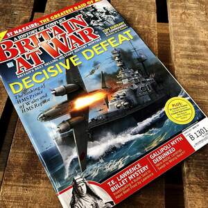 B1301「BRITAIN AT WAR」ブリテンアットウォー 戦争 軍事　軍用車　古本　雑誌 ヴィンテージ 旧車 ビンテージ 自動車