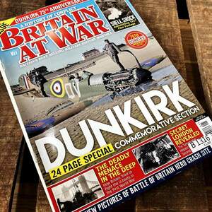 B1316「BRITAIN AT WAR」ブリテンアットウォー 戦争 軍事　軍用車　古本　雑誌 ヴィンテージ 旧車 ビンテージ 自動車