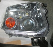 日産オッティH92Wフロント右ヘッドライトHID用ヘッドランプekスポーツH82Wオッティー運転席STANLEYスタンレイP6537トッポH82A? HCHR-598_画像1