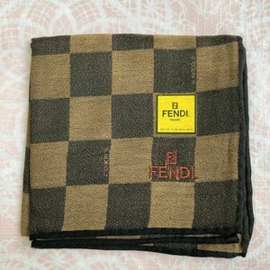 【シルク】新品/FENDI/大判ハンカチ/正規品/フェンディ/未使用/即決/匿名発送/スカーフ/y/ストール/ズッカ柄/茶色/ブラウン/ペカン柄/レア