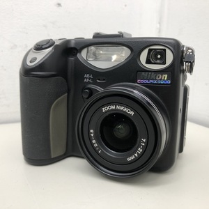 ◆ Nikon ニコン COOLPIX E5000 クールピクス デジタルカメラ デジカメ 現状品
