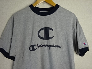 ☆Champion☆フロントロゴ＆左袖ロゴマーク☆トリムTシャツ☆USED美品♪サイズ？