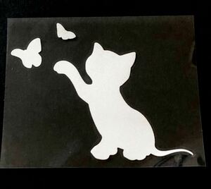 愛車をもっと素敵に！猫 と蝶　ステッカー cat Sticker