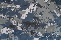 沖縄米軍実物 U.S NAVY 海軍 ブルーデジタル コンバット ジャケット S-R 中古 装備用 サバゲー用などに_画像6