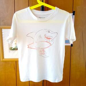 GAP KIDS Gap Kids T-shirt 110 Surf Shark print 