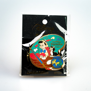 ディズニー 限定生産ピンバッジ （ピノキオ）Disney Japan Limited Edition Pin Badge MDP-0305