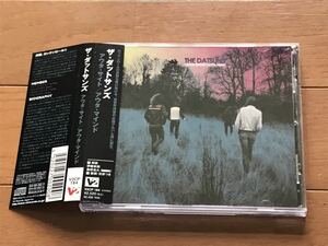 [国内盤美品CD:廃盤] THE DATSUNS ザ ダットサンズ / OUTTA SIGHT / OUTTA MIND アウタ サイト / アウタ マインド