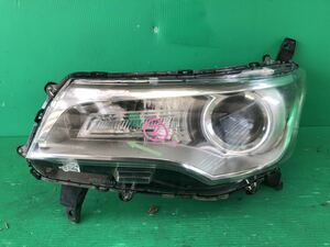 [13603] NISSAN DAYZ デイズライダー　B21W 左ヘッドライト HID STANLEY W1048 送料1580円(北海道・沖縄お問い合わせに)