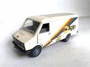 1/43 OM IVECO デリバリーバン　AGIP