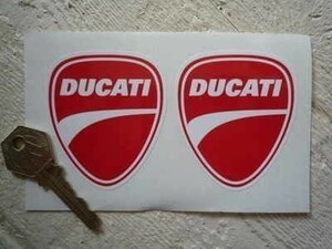 ◆送料無料◆ 海外 ドゥカティ Ducati Classic 30mm 2枚セット ステッカー