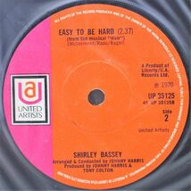 T-534 UK盤 美盤 珍品 Shirley Bassey Something/Easy To Be Hard シャーリー・バッシー サムシング UP 35125 45 RPM_画像2