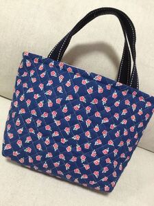 ☆ハンドメイド トートバッグ 花柄キルト生地 手作り ミニトートバッグ ☆