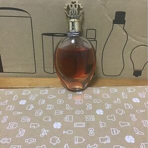 ロベルト。カヴァリ。オードパルファム。Roberto CAVALLI EDP50ml。残量は8割強。近未使用と目立った傷なしの間。