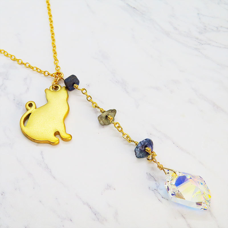 Collar con motivo de silueta de gato, Cristal de Swarovski (Cristal Aurora), lapislázuli, 14KGF lleno de oro, Hecho a mano, Accesorios (para mujeres), collar, colgante, gargantilla